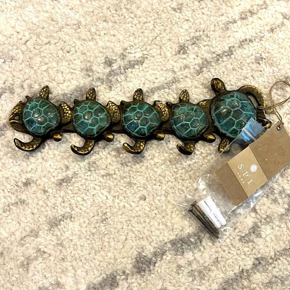 Sea turtle key holder